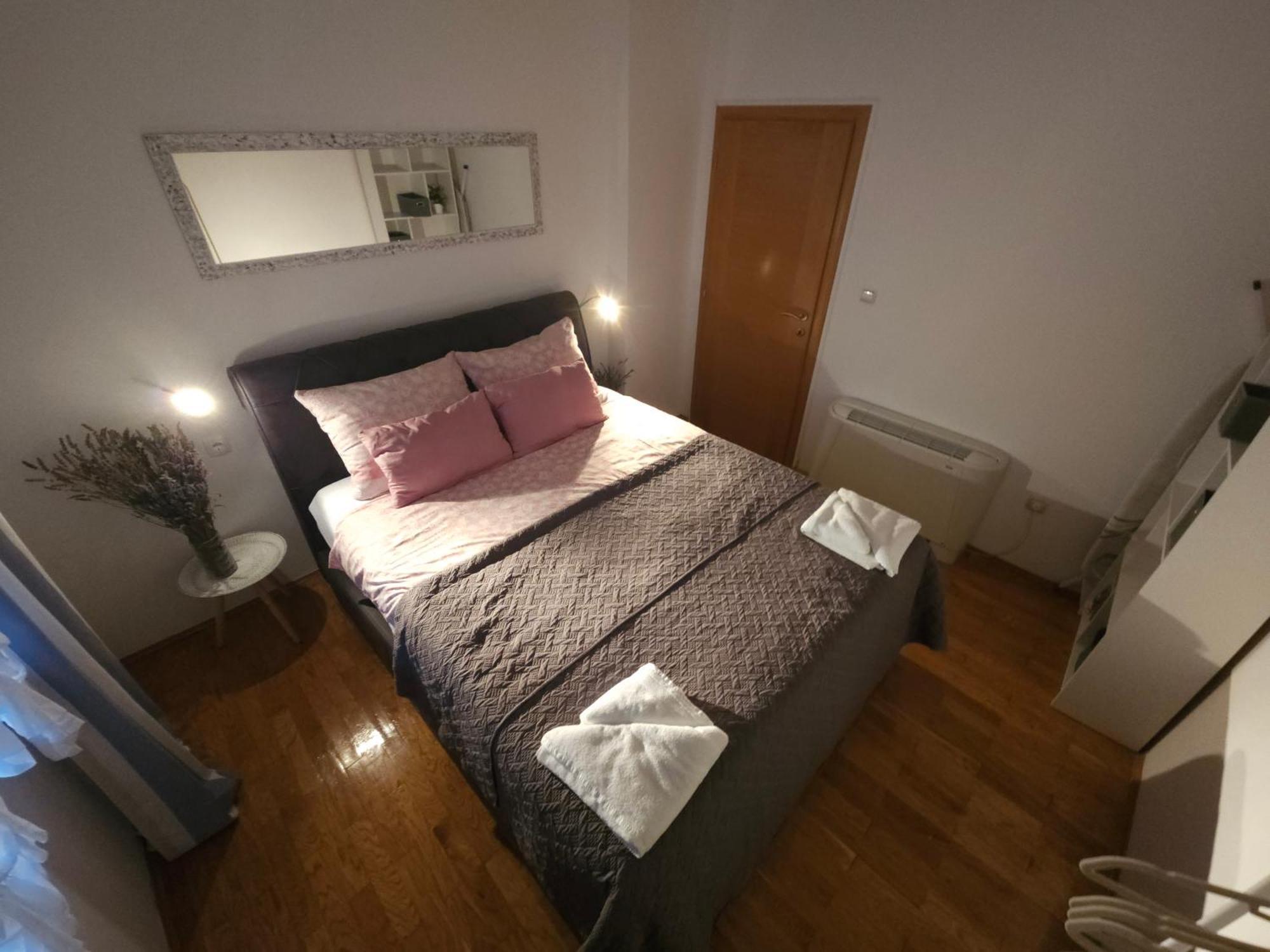 Apartments Rustika Toscana Vodice Quarto foto